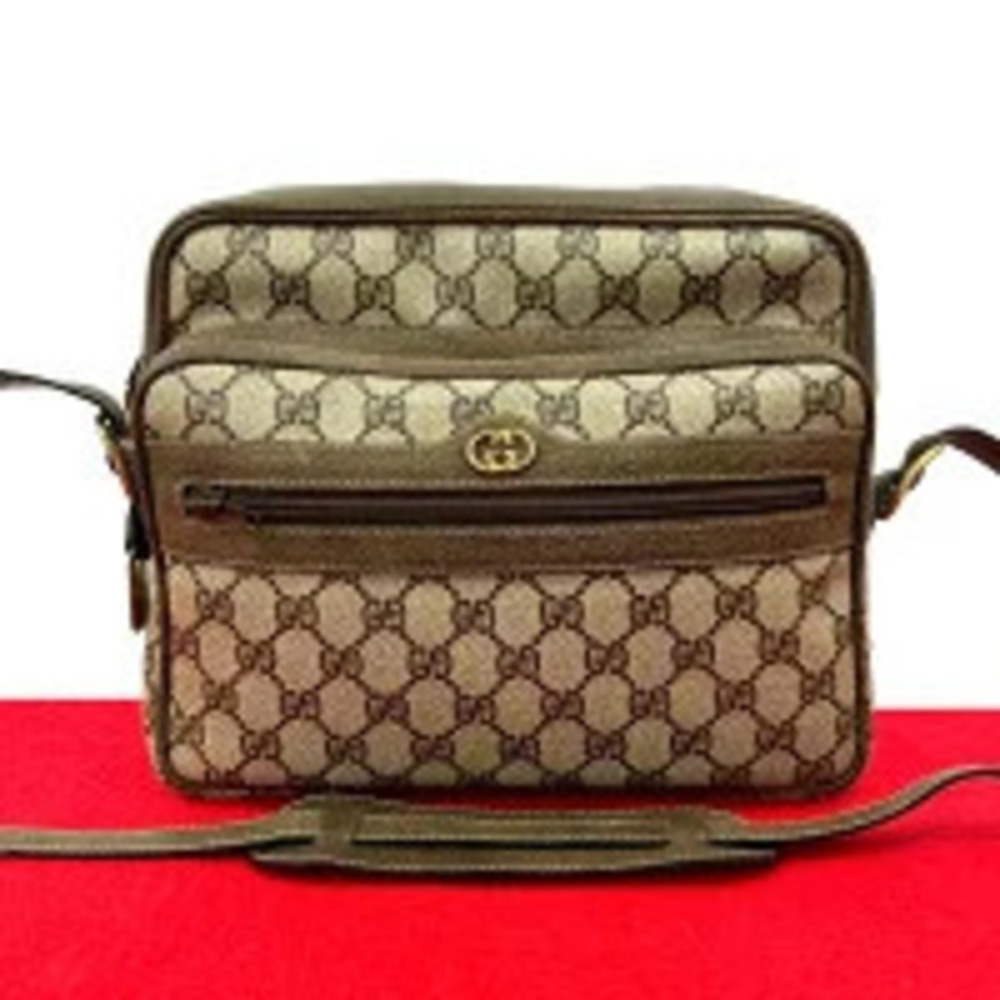 Gucci GG Leather Shoulder Bag Pouch Clutch Sacoche Black